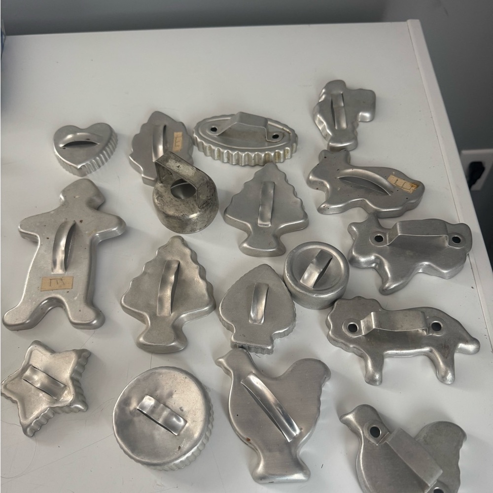 Vintage Aluminum Cookie Cutter Lot | Farmhouse Kitchen | Christmas Animals Shape